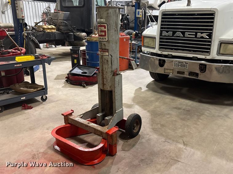 Gray TNT 550 air lift - EU4898