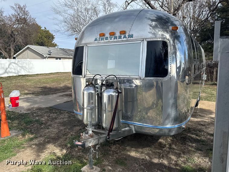 1973 Airstream Sovereign camper - FB0889