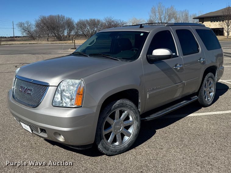 2009 GMC Yukon Denali SUV - FB0901