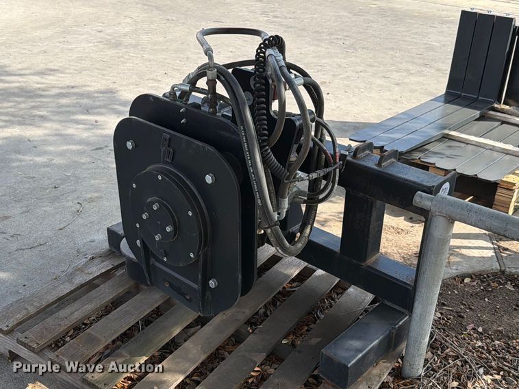 Blue Diamond 100505 skid steer post driver - FB7998