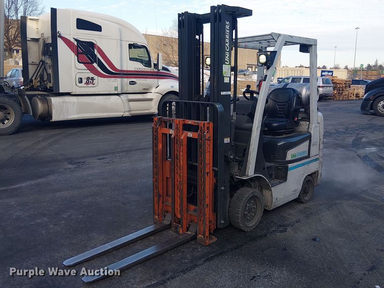 2016 UniCarriers CFS40 forklift - NC9757