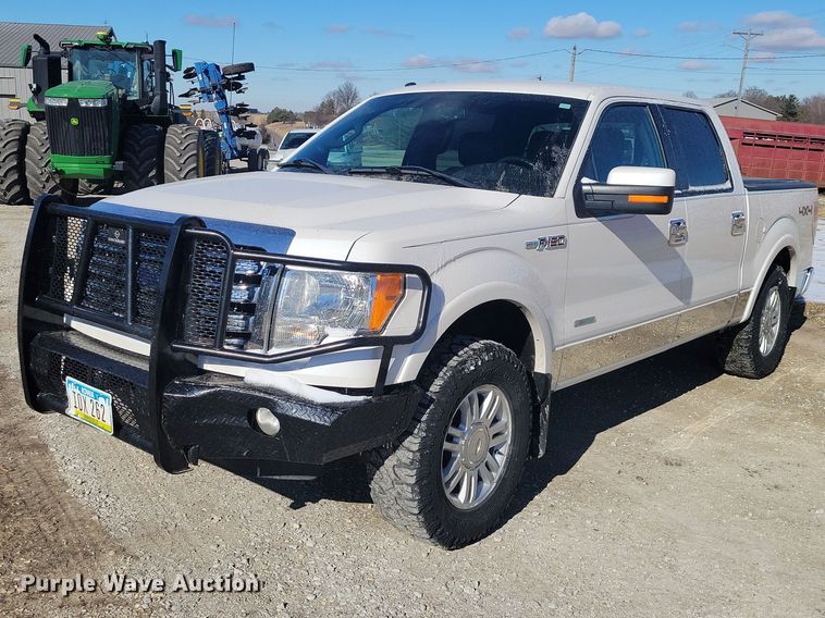2013 Ford F150 Crew Cab pickup truck - NK9821