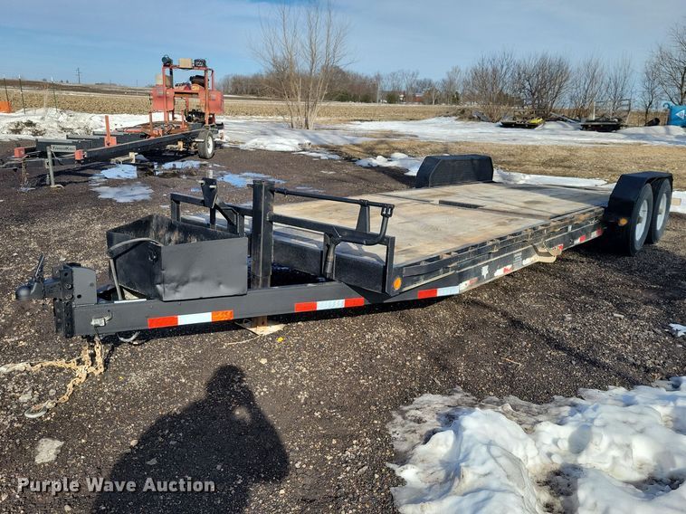 2017 PJ tilt deck utility trailer - NK9841