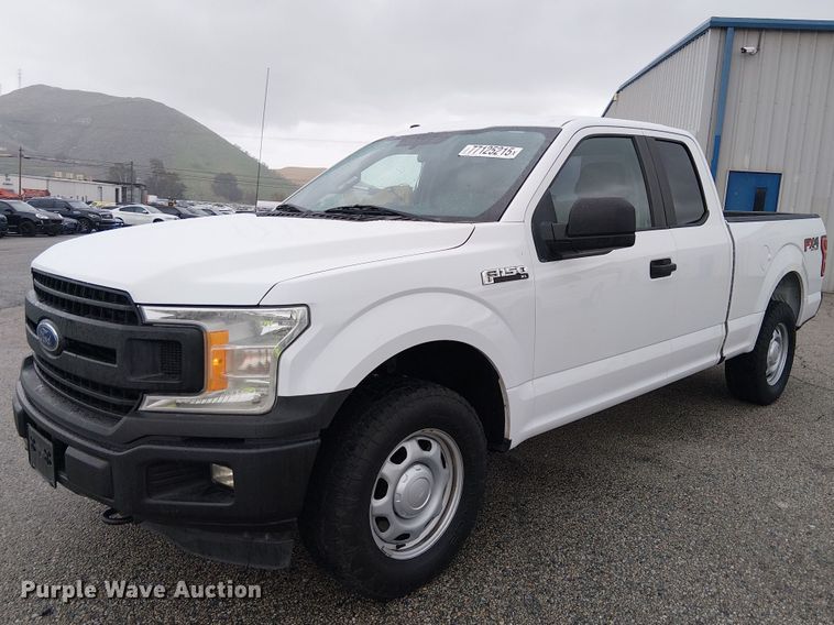 2018 Ford F150 Ext. Cab pickup truck - YA2460