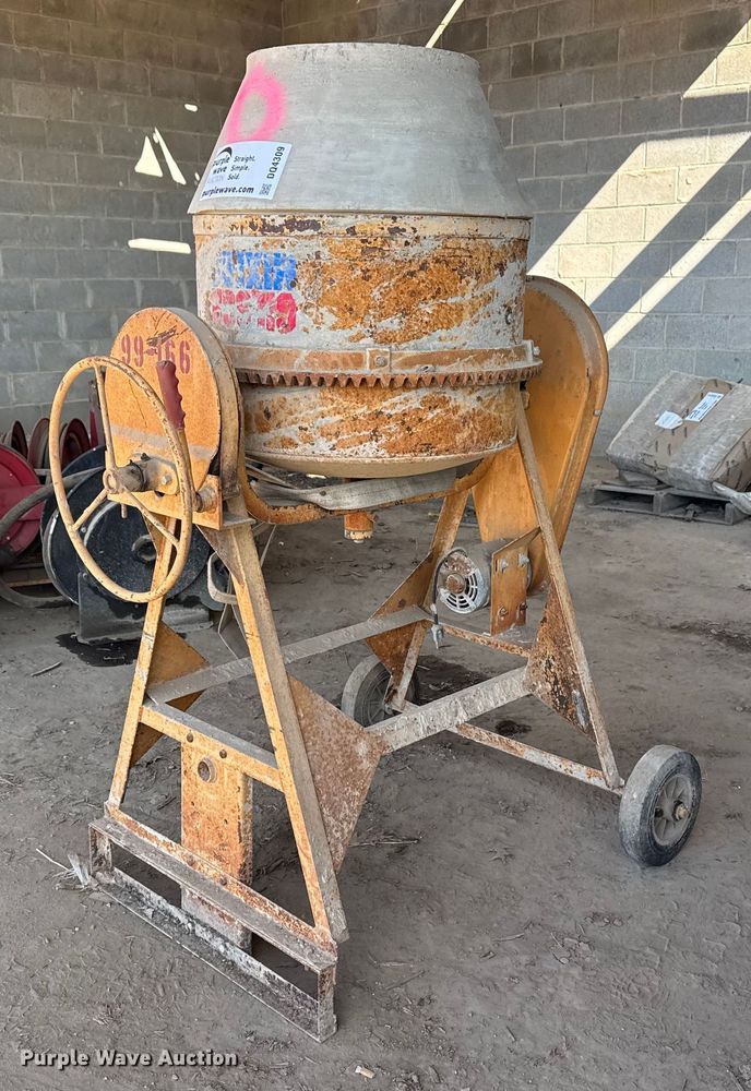 CF Gilco, Inc. 59027 concrete mixer - DQ4309