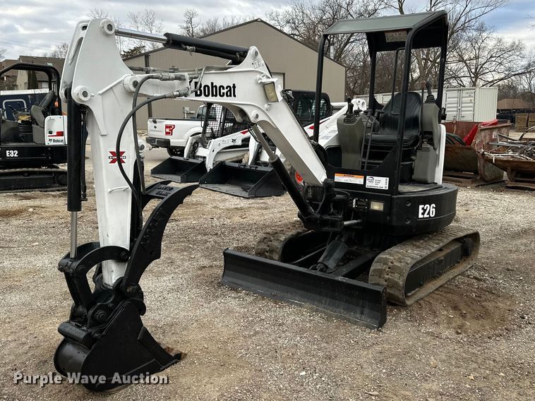 2014 Bobcat E26 mini excavator - DV0786