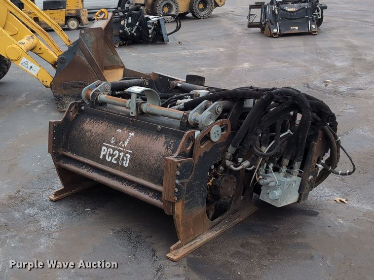 2005 Caterpillar PC210 skid steer cold planer - DV0804