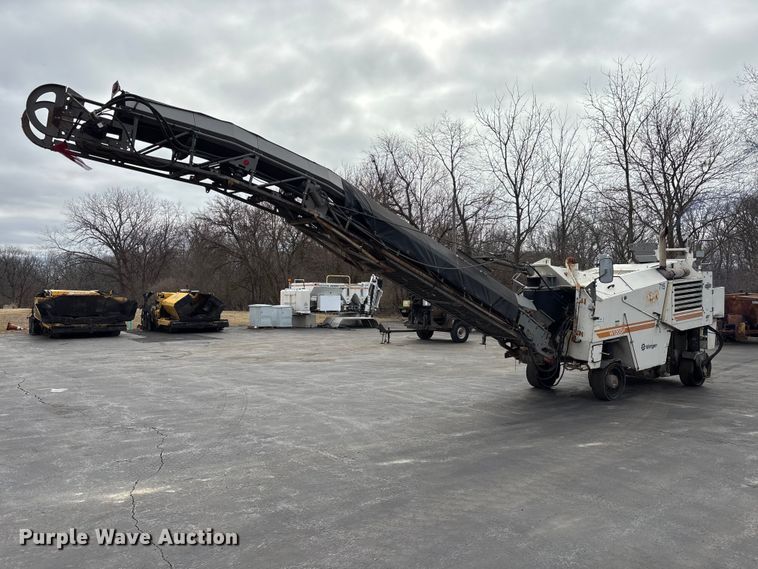 Wirtgen W1200F milling machine - DV0810