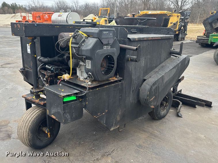 Seal coat machine - DV0816