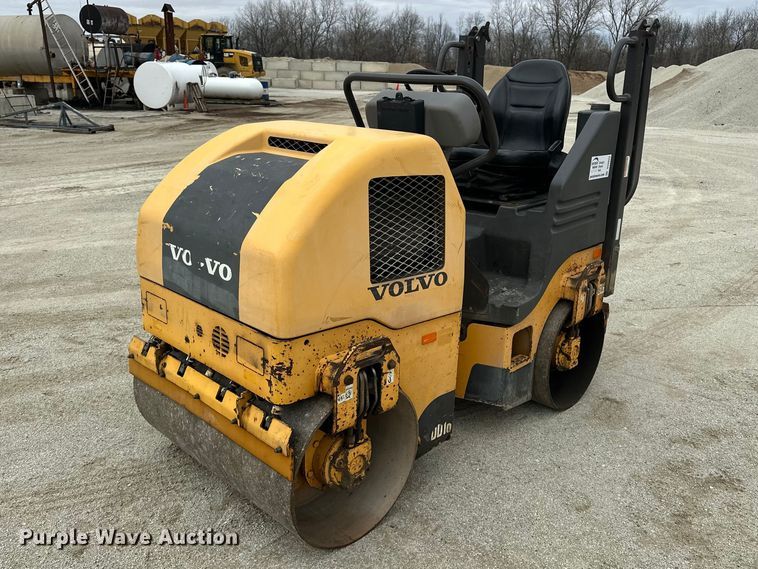 2012 Volvo DD16 double drum vibratory roller - DV0823