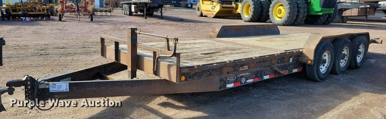 2015 PJ tilt deck utility trailer - EA2843