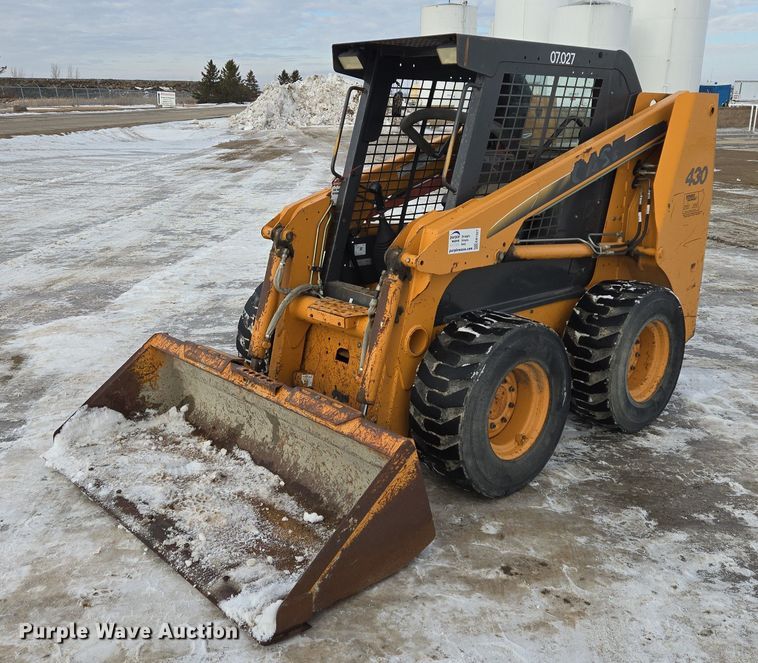 2005 Case 430 skid steer loader - EB1327