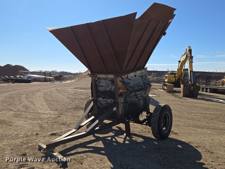 Shop built hopper - EB1360