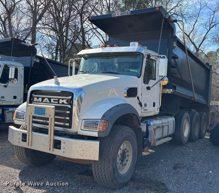 2025 Mack Granite dump truck - EB6496