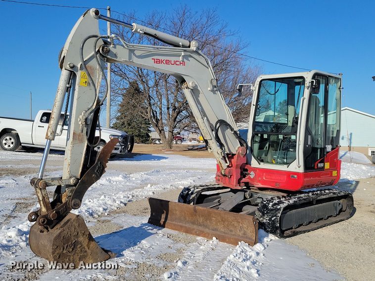 2014 Takeuchi TB260 mini excavator - EE0880