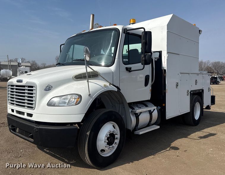 2014 Freightliner Business Class M2 utility / service truck - EG2095