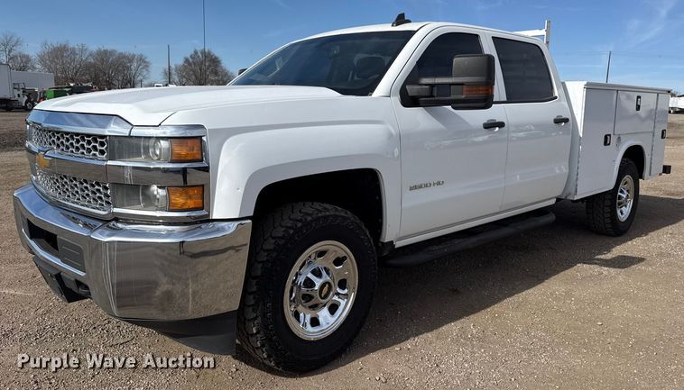 2019 Chevrolet Silverado 2500HD utility bed pickup truck - EG2115