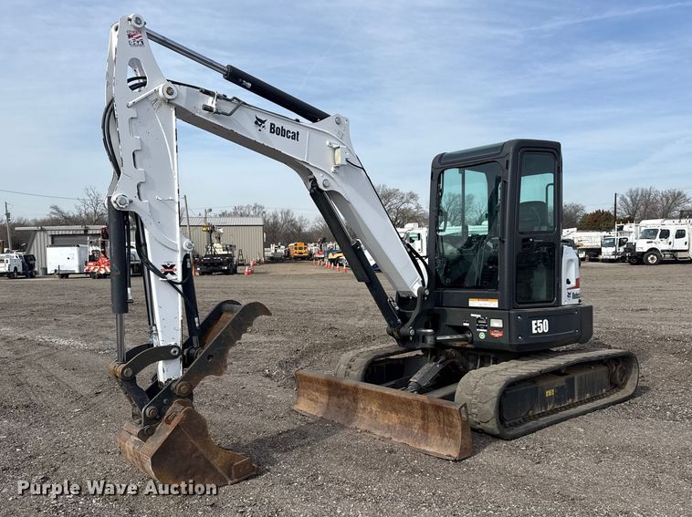 2015 Bobcat E50 mini excavator - EG2136