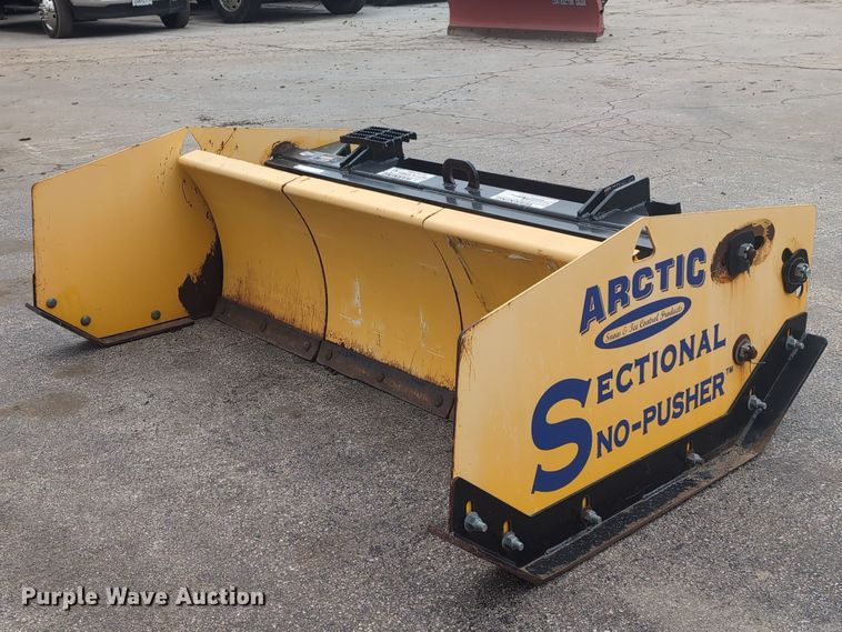 Artic 6CMPT skid steer snow pusher - EG2701