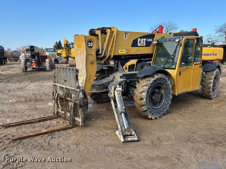 2010 Caterpillar TL1055 telehandler - EM5053