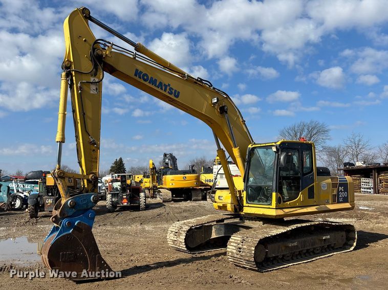 2011 Komatsu PC200LC-8 excavator - EM5056