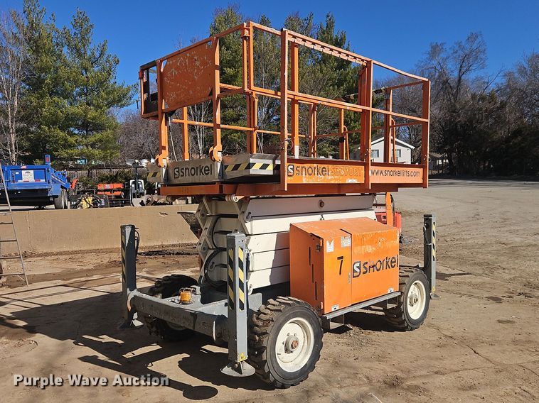 2016 Snorkel S3370RT scissor lift - EO7041