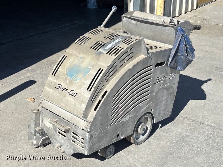 2005 Soff-Cut X-2500 concrete saw - ES5016