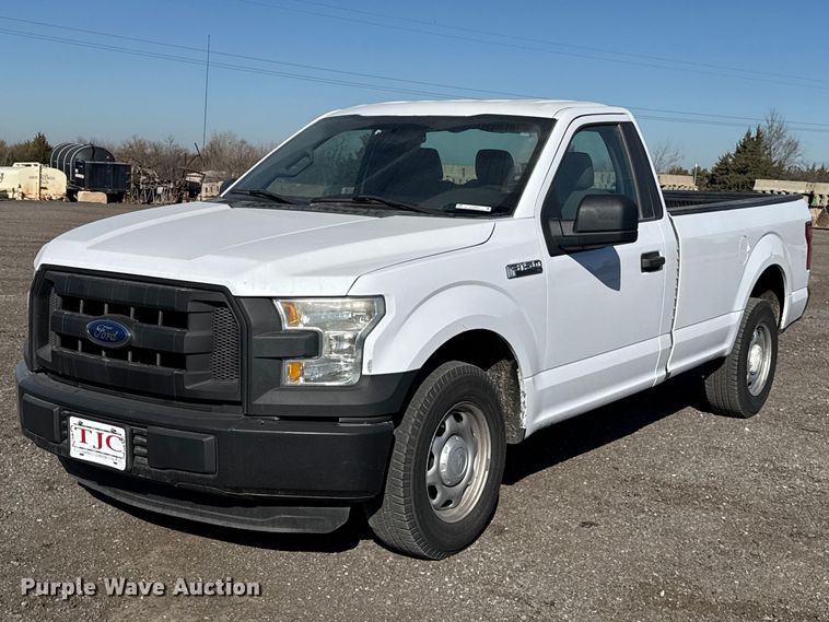 2016 Ford F150 XL pickup truck - ES5905