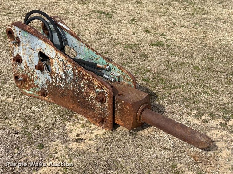 Komatsu 705 hydraulic breaker - ES8620