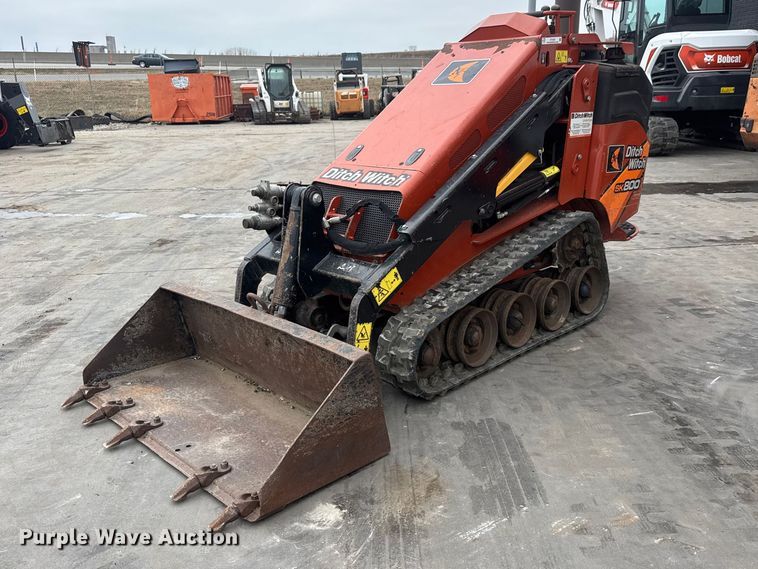 2020 Ditch Witch SK800 compact utility loader - ET1629