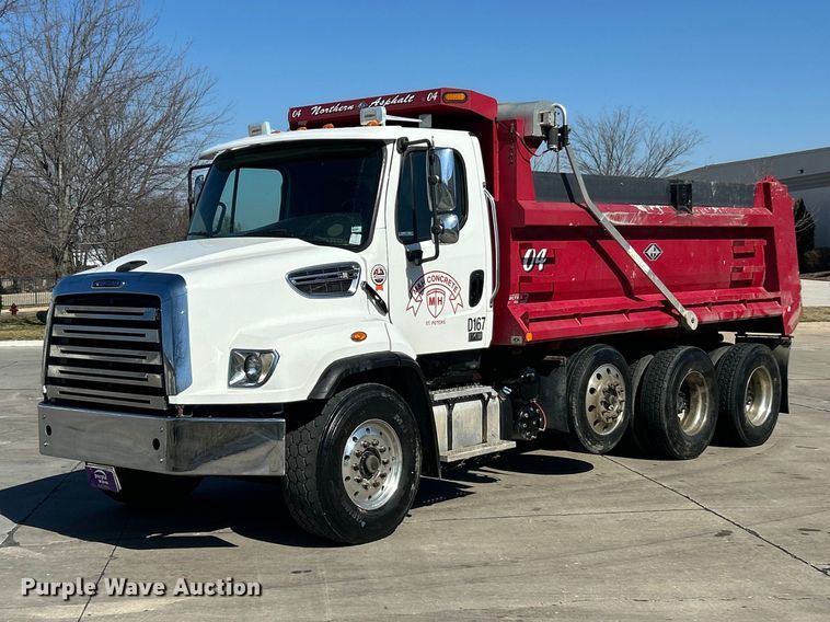 2016 Freightliner 114SD dump truck - ET6998