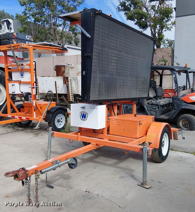 2014 Wanco WVT-3 message board trailer - EU2626