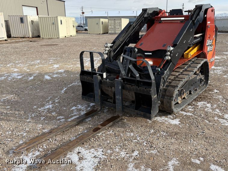 2021 Ditch Witch SK3000 compact utility loader - EU8594