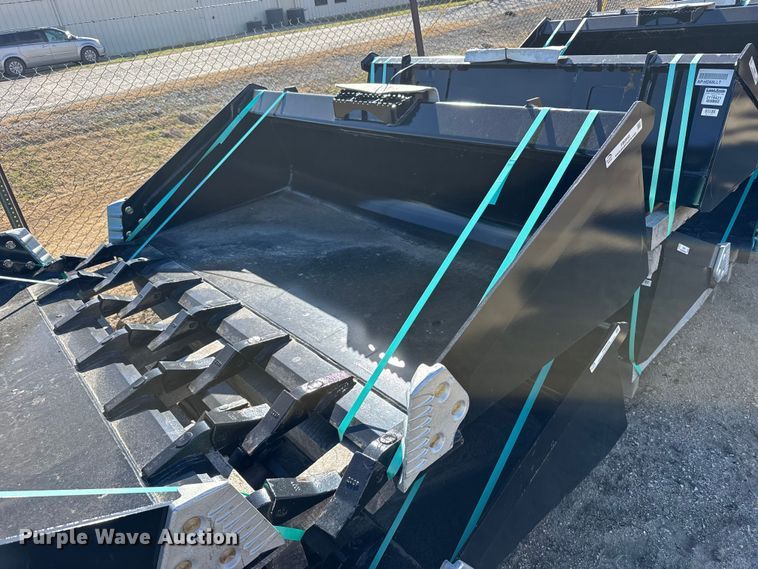 Land Pride skid steer bucket - FB0848