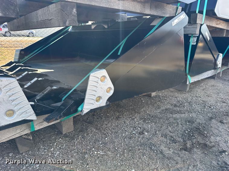 Land Pride skid steer bucket - FB0849