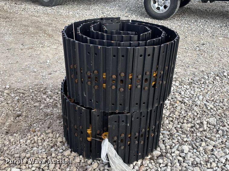 Steel tracks - FB3094