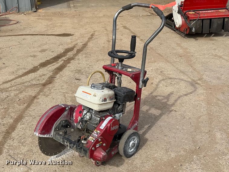 2015 MK CX-3 concrete saw - FB3127