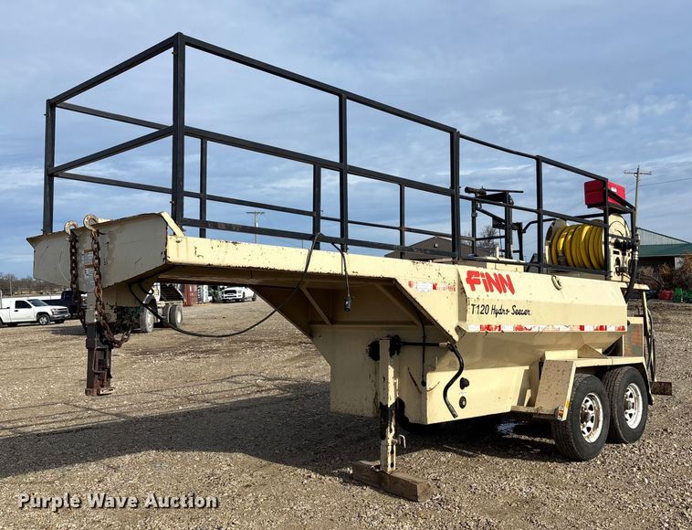 2005 Finn T-120-GN-II hydroseeder - FB3515