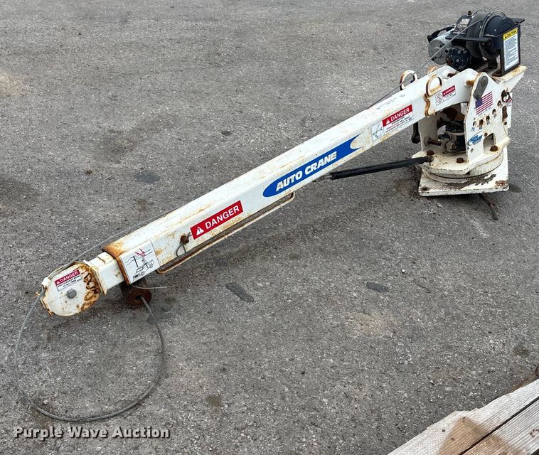 Auto Crane EC-2X truck mounted crane - FC1587