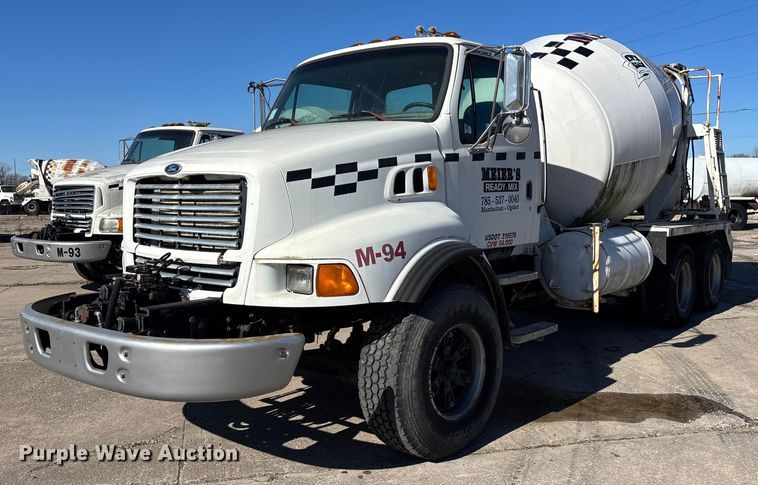 1998 Ford LT8513 ready mix truck - FC1604