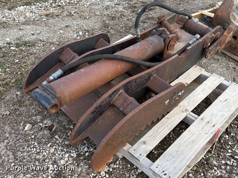 Excavator thumb - FC1628