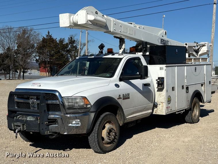2014 RAM 5500 bucket truck - FG0096
