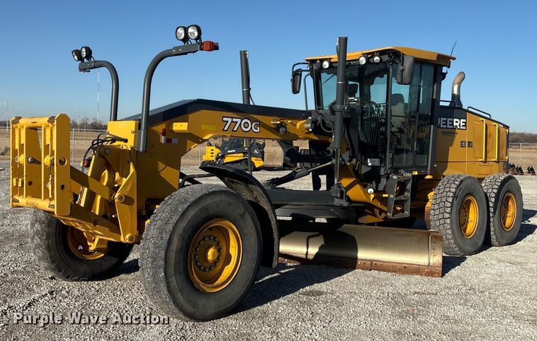 2012 John Deere 770G motor grader - FG2688