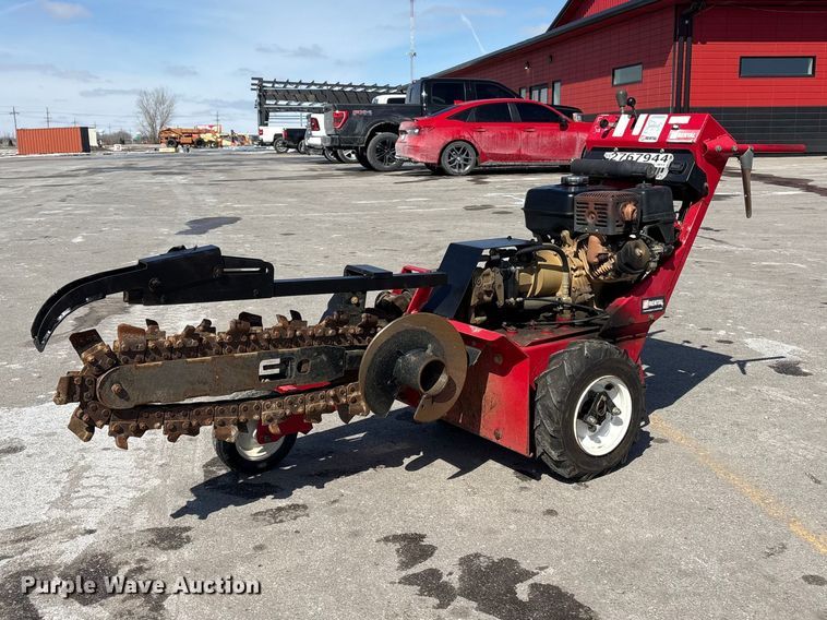 2019 Barreto 912 trencher - FG2760