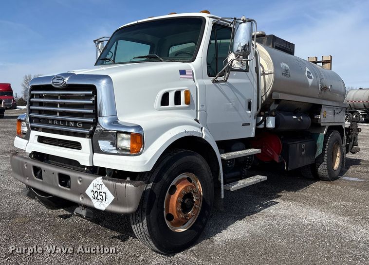 2008 Sterling oil distributor truck - FK1177