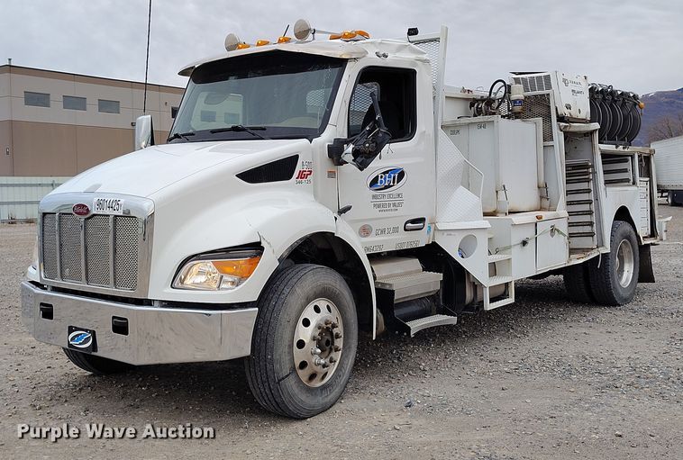 2024 Peterbilt 537  utility / service truck - YA1839