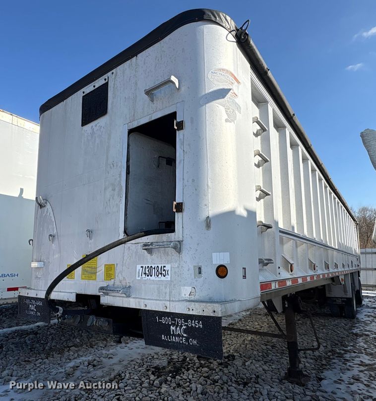 2000 Mac Mac Trailer Manufacturing end dump trailer - YA2090
