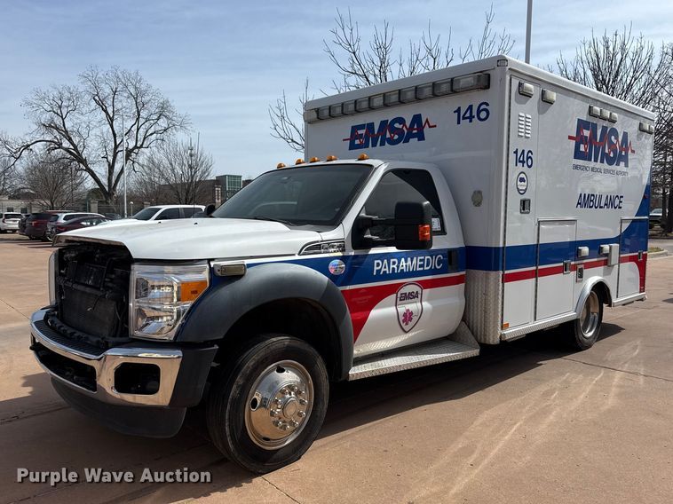 2012 Ford F450 Super Duty XLT ambulance - DQ4353