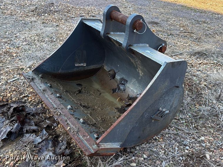 TAG 38" W backhoe bucket - DT0039