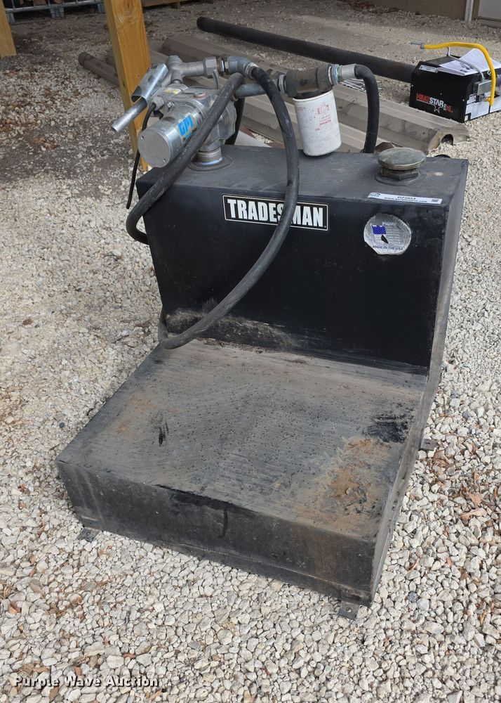 Tradesman fuel transfer tank - DZ3953